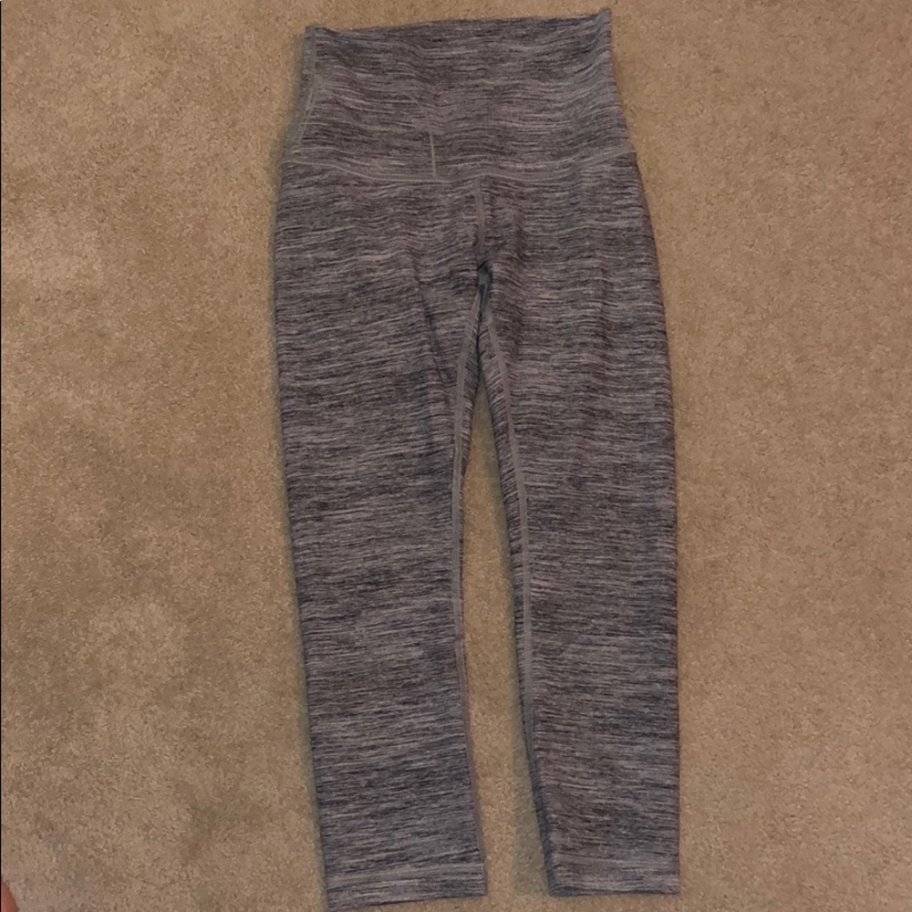 Lululemon gray high waisted leggings! Size 4
